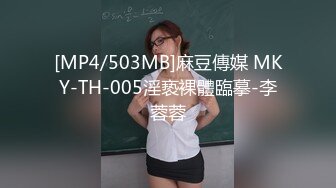 猛男超长的大鸡巴要顶到妹子的胃了 妹子会被干到失禁