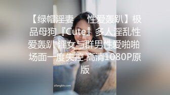 女同姐妹花深夜露脸激情大秀陪狼友撩骚互动，深情拥吻吃奶舔逼