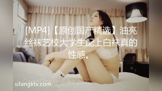 《云盘高质秘泄密》露脸才是王道！人妻反差母狗【弥生猫相】从少女到大孕肚各种淫荡自拍，露出颜射足交道具啪啪母狗属性拉满