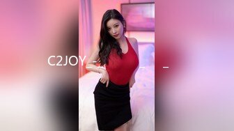 KTV女厕多角度偷拍漂亮美女粉嫩的鲍鱼