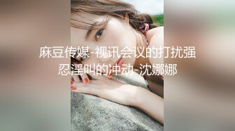 最新2024无水首发福利，推特露脸反差婊熟女【A夫人】私拍，颜射放尿振动棒情趣内衣M腿秀B紫薇蝴蝶大黑逼相当炸裂 (1)