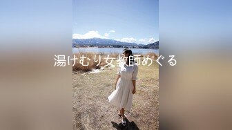 泰国朋克风纹身牙套妹「Elle Iren」OF性爱私拍 微胖巨乳泰妹榨精瘦弱男友 (10)