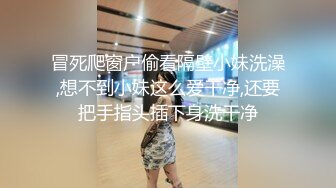 【最新家庭摄像头】偷拍出租房小情侣饥渴做爱 纹身女友无套骑乘疯狂扭动 顶操内射用纸擦一下 没少射啊