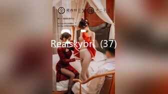 ❣️❣️❣️91富二代大神【Ee哥】无套爆肏19岁蜂腰蜜桃臀极品女友，各种体位嘤嘤嗲叫“哥哥鸡巴太大了”