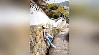 一月最新流出TW大神（野狼）潜入景区女厕偷拍美女尿尿系列第27季连衣裙美眉要脱光了才能尿尿